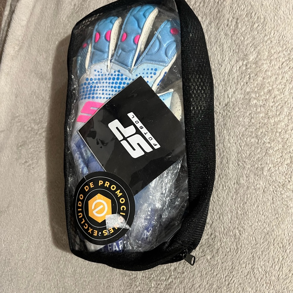 Goalkeeper gloves - Picture 2 of 10